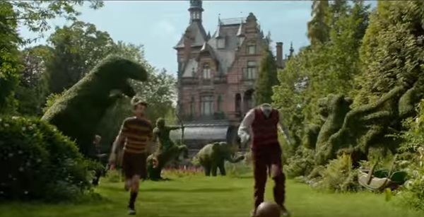 miss peregrine - la casa dei ragazzi speciali garden - curiosity movie