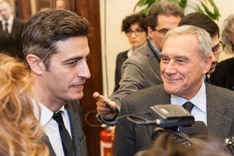 La mafia uccide solo d'estate curiosity movie