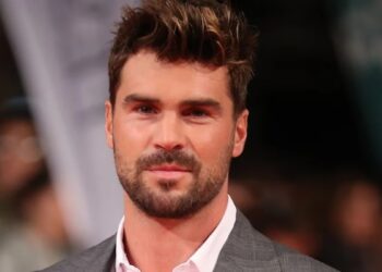 josè della torre curiosity movie